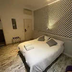 Bed and Breakfast Moshi Moshi 3*